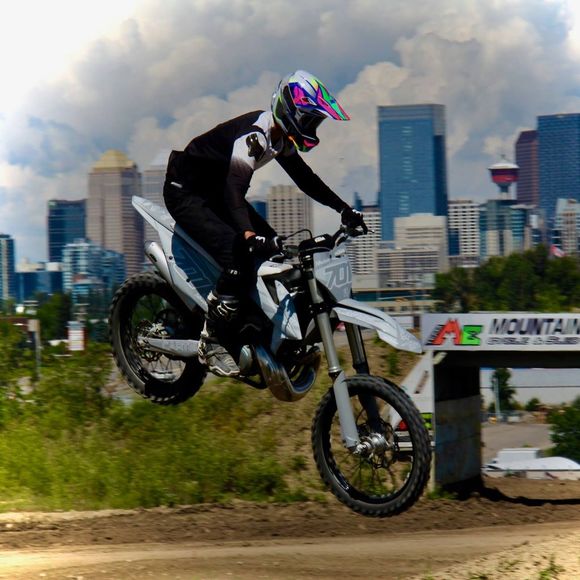 Meet your Posher, Logan - Picture 1 of 1